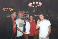 RedElvises1.jpg (28271 bytes)