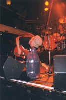 RedElvises8.jpg (76780 bytes)